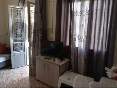 شاليه استديو للايجارعلى طريق فاريا