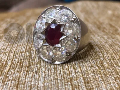 خاتم فضه و ٨ حجار موزانايت روسي لأصلي و حبت ياقوت  افريقي اصلي ring silver and 8 original Russian moissanite beads, 1 original African ruby