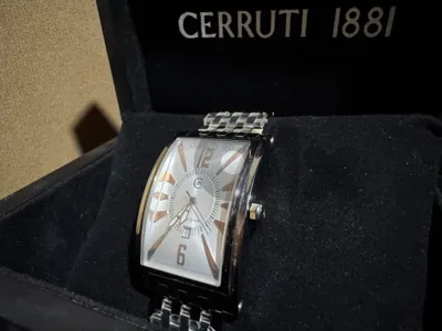 CERRUTI 1881 WATCH 40mm LIKE NEW SWISS MADE SWITZRLAND WITH BOX