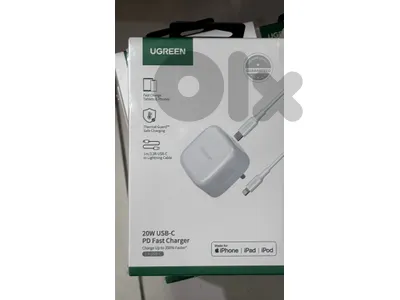 Ugreen 20w usb-c Pd Fast charger 3 pin with 1m lightning cable white