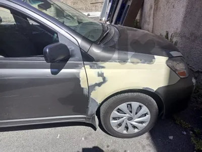 Toyota Echo 2003 للاستفسار 03789345 بدا بويا مطرح المعجون بس