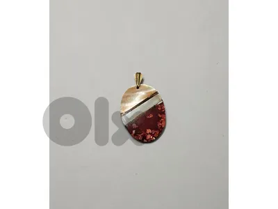 7$ pendant inlay mother of pearl in red