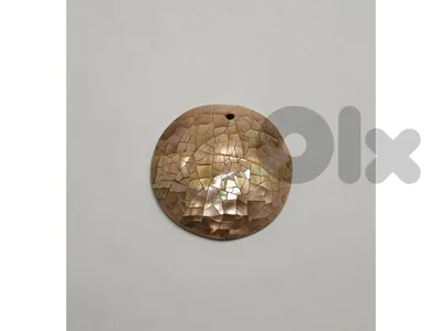 10$ 
​Round Mother of Pearl Mosaic Pendant - Vintage Shell Charm