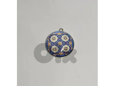 7$ Vintage Portuguese Azulejo Tile Cabochon Pendant