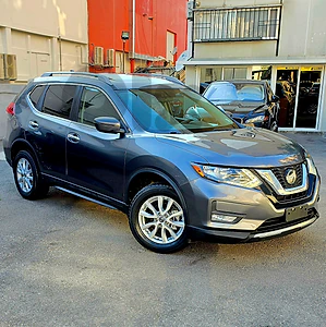 NISSAN ROGUE 2018 SV PLUS AWD MINT CONDITION