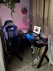 Gaming Table & Chair