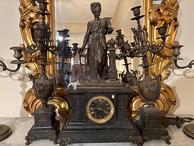 Garniture de cheminée française