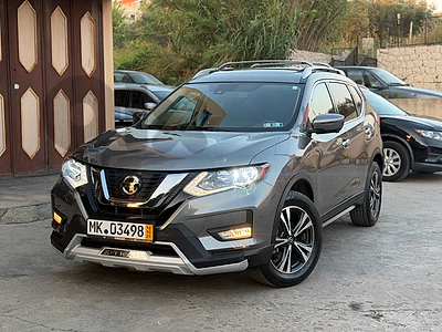 Nissan Rogue 2019 panoramic 4x4 70000 miles Nissan Rogue 2019 panoramic 4x4 70000 miles