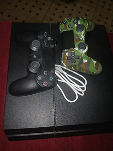 Ps4 with 2 controllers and fc 25 only 170$
