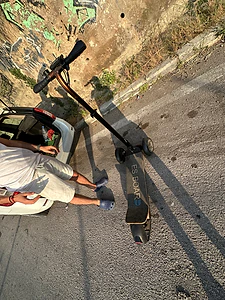 electric scooter