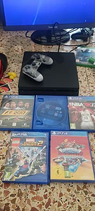 ps4 slim like new للبيع او تبديل