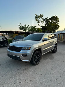 Jeep Grand Cherokee 2018 altitude