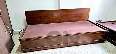 Hard wood Sofa - صوفا خشب