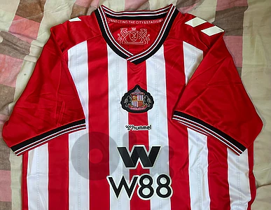 sunderland A.F.C home hummel kit 25/26 XHAKA 34