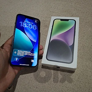 I Phone 14  ( 256 Gb Memory) used like New 0 scratches