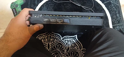 Ps4 slim 500gb 
4games 
1 controller 
مش.مفكوكة