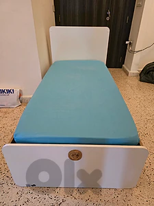 Cilek Baby & Kids Bed+Matress, تخت اولاد وفرشة (Turkey made), like new