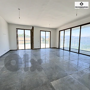 Apartment with terrace for sale in Baabdat شقة مع تراس للبيع في بعبدات