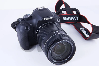 CANON 1200D