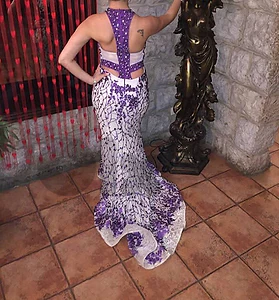 purple dress