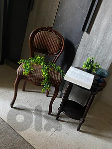 vintage chair كرسي كلاسيكي