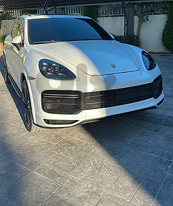 Porsche Cayenne S 2012 look 2020 Porsche Cayenne S 2012 look 2020