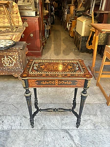 Frensh antique inlaid planter, Napoleon III  style 450$