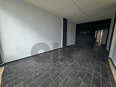 Prime location Office in Zalka, Maten.