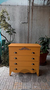 chiffonniere