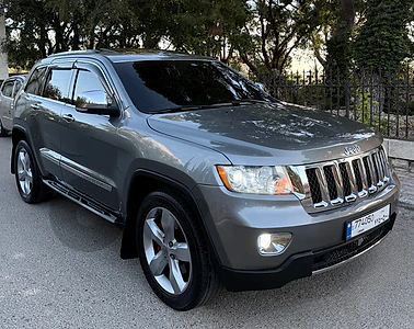 Jeep Grand Cherokee 2011 Grand Cherokee 2011 hemi V8 overland