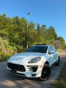 Porsche Macan 2017 macan turbo