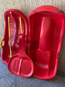 Set of 3 sledges for snow