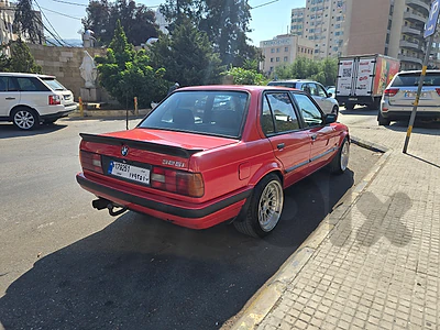 BMW 3-Series 1988 325 i 1988 very clean moteur M50 24 valve 7000$