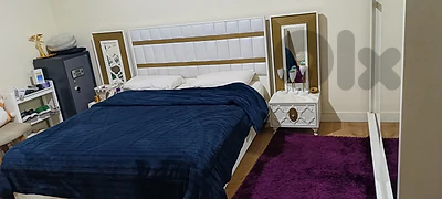 غرفة نوم كاملة مع فرشة