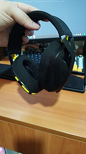 Logitech G435 Lightspeed Wireless Gaming Headset wireless and Bluetoot
