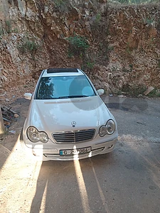 Mercedes-Benz 240/260/280 2006 mercedes  230