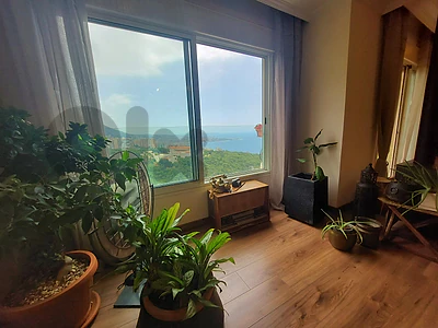 Spacious apartment in kfarhbab beautiful sea and mountain view
