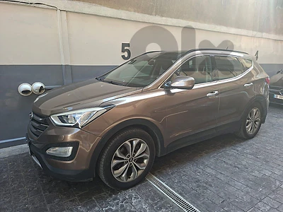 Hyundai Santa Fe 2013 4WD 3.3L Full Optio, Leather Seats, 7 Seaters