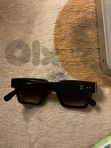 replica ediiton LV sunglasses from larnaca replica ediiton LV sunglasses from larnaca
