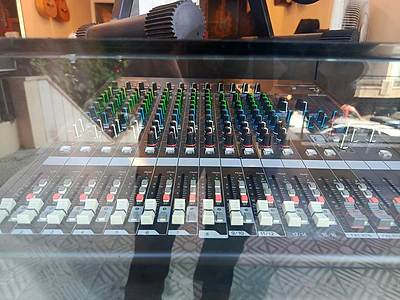 Yamaha MGP16X Analog Mixer