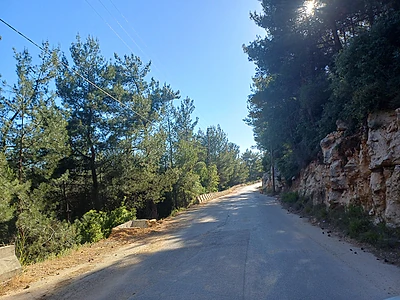 land for sale in Hardinارض للبيع في حردين