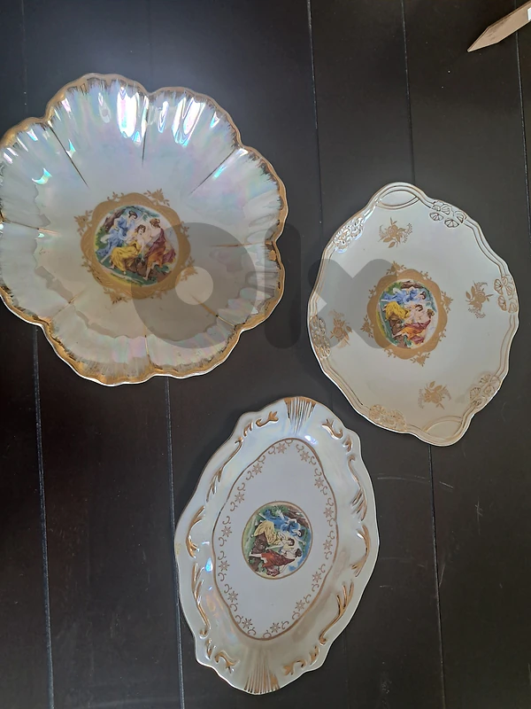 Vintage Decorative Porcelain Plates – Set of 3