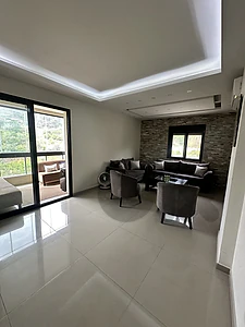 Apartment for sale in Betchayشقة للبيع في بطشاي
