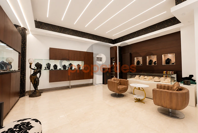 Shop for rent in Hamra CPBMKH31 محل للإيجار في الحمرا