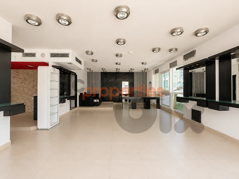 Office for rent in Hamra CPBMKH28 مكتب للإيجار في الحمرا