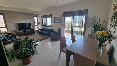 Apartment for rent in Baouchrieh شقة للايجار في بوشرية