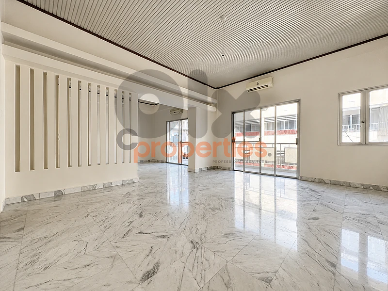 Apartment for rent in Hamra CPBMKH40 شقة للإيجار في الحمرا
