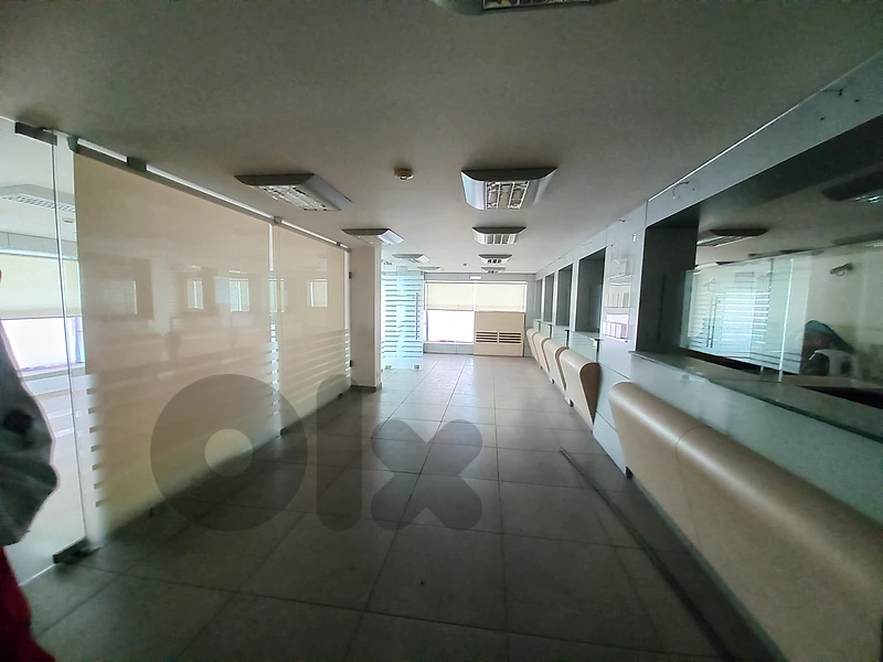 Spacious Showroom for Rent in Jal El Dib صالة عرض واسعة للإيجار في جل