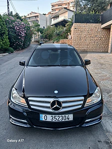 Mercedes C250 Clean carfax