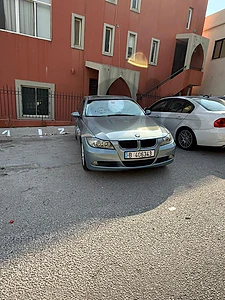 BMW 3-Series 2008 320i